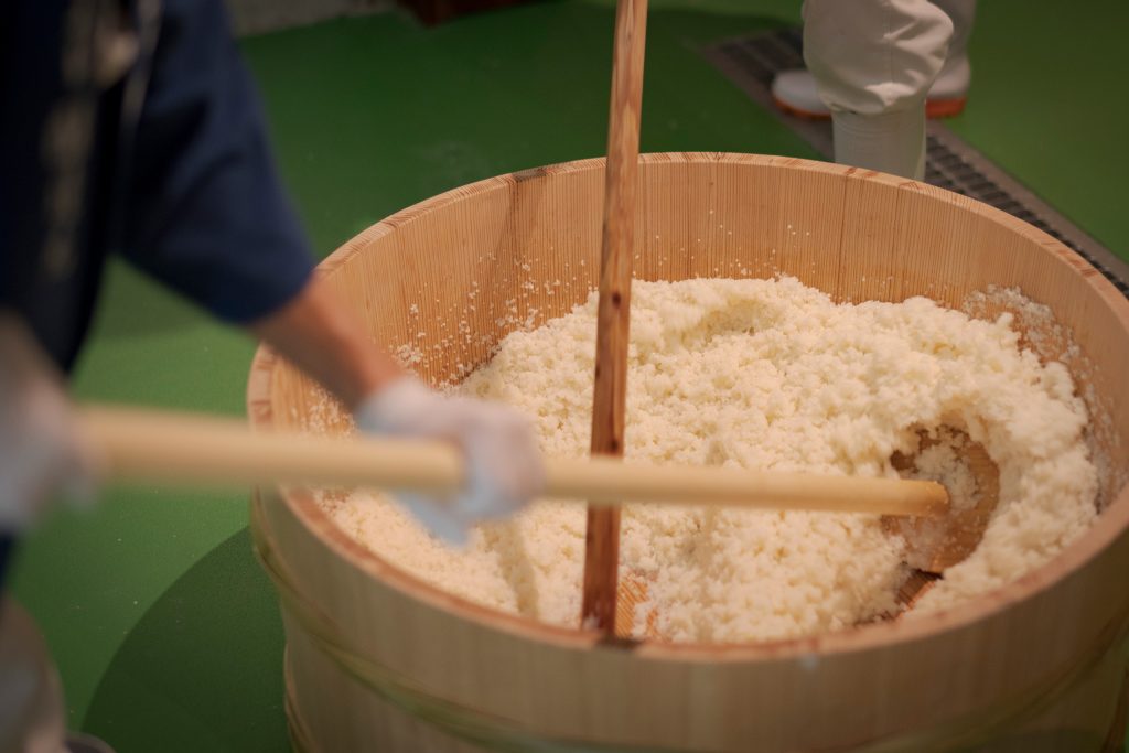息を合わせた作業が続く