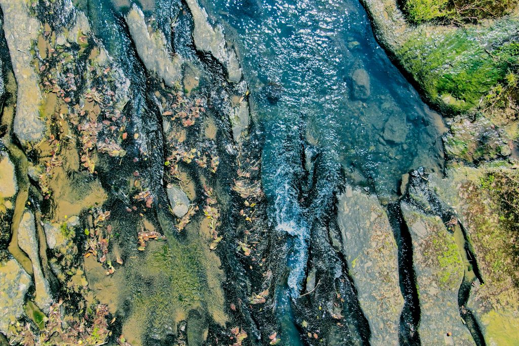 和仁川周辺に見られる火砕流堆積層