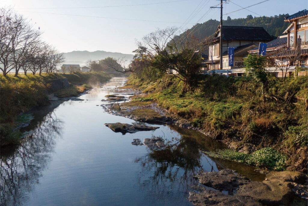 菊池川流域米　無農薬　無肥料　畑苗代　一本掌植　ハザ掛け　生酛　木桶醸造　を融合