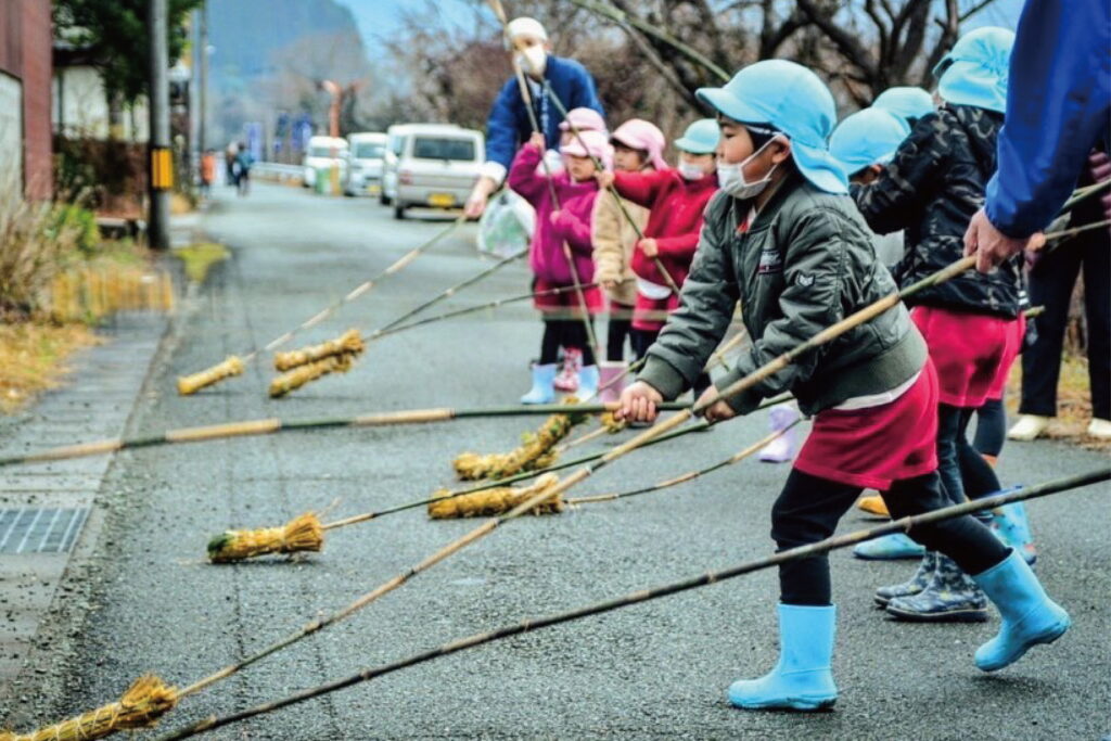 農耕儀礼「もぐら打ち」