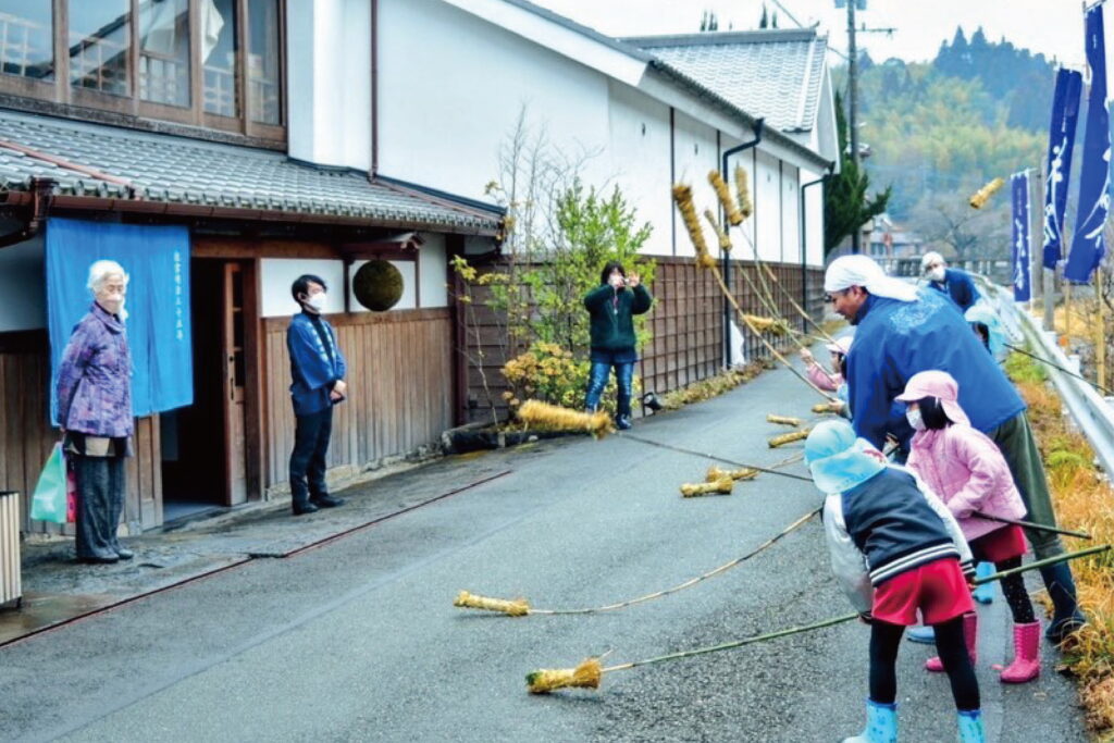 農耕儀礼「もぐら打ち」